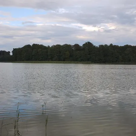 Sasinowe Nad Jeziorem Lodge Maldyty