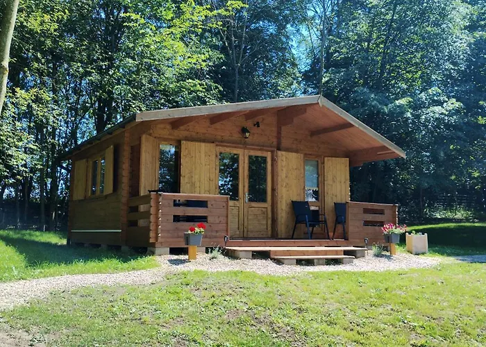 Sasinowe Nad Jeziorem Lodge