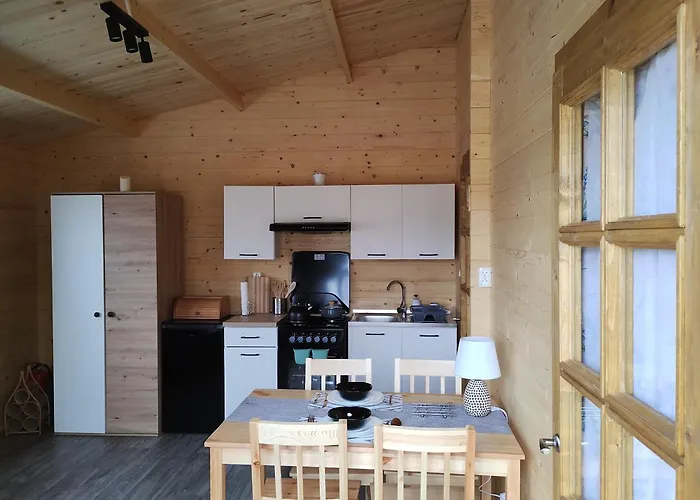 Sasinowe Nad Jeziorem